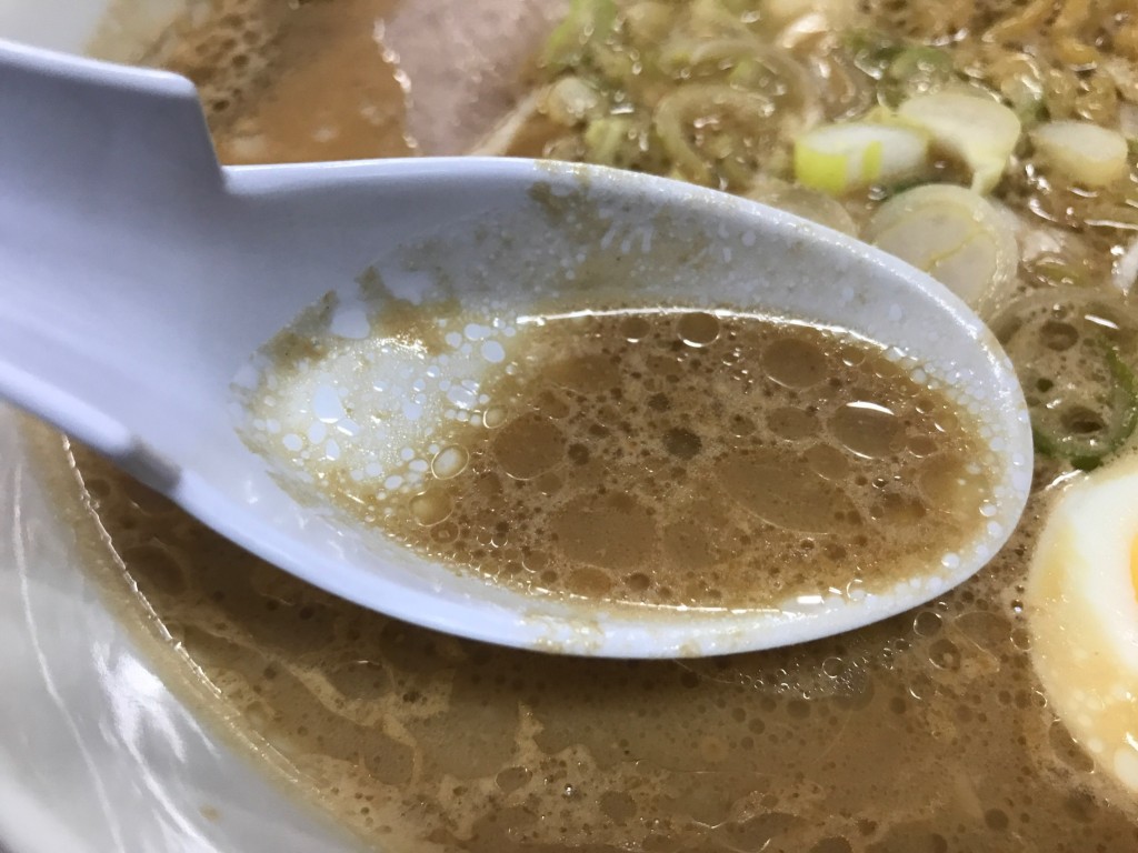 DOROラーメンのスープ