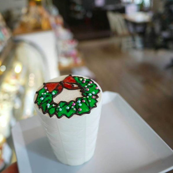 Zoe CupCakes & cafe(ゾーイ カップケイクス アンド カフェ)のクリスマスケーキ