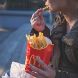 マクドナルド 厚別西友店・厚別通り川下店の従業員が新型コロナウイルス陽性のため店舗を一時閉店へ