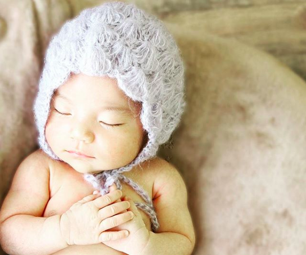 baby cakesのニューボーンフォト