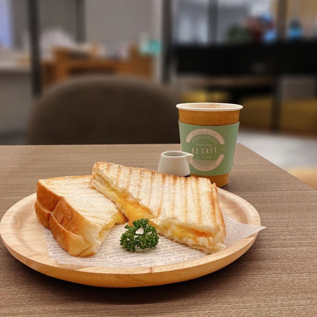 N3 Cafe エヌサンカフェ 東区役所前駅すぐのホットサンドやパンケーキ チーズティーも楽しめるカフェ 札幌リスト