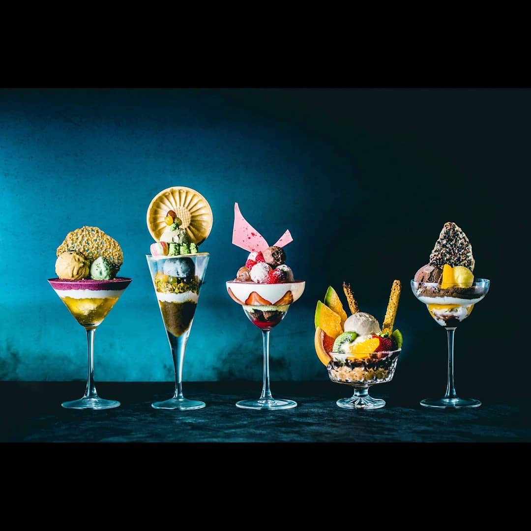 【ディップメリー】ルビーチョコレートを使用したパフェも人気!あのパフェ佐藤の姉妹店