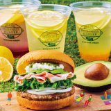フレッシュネスバーガーから10万食以上売り上げた『アボカド生ハムバーガー』がまた発売！