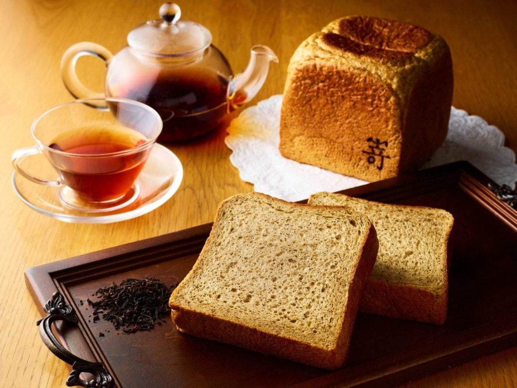 高級食パン専門店 嵜本の『ダージリン薫る紅茶の食パン』