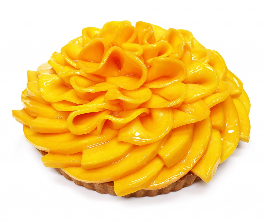 カフェコムサの宮崎県産「完熟マンゴー」のケーキ