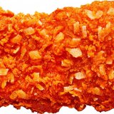 ファミリーマートから湖池屋と奇跡のコラボ商品『ファミチキ（カラムーチョ味）』が発売！