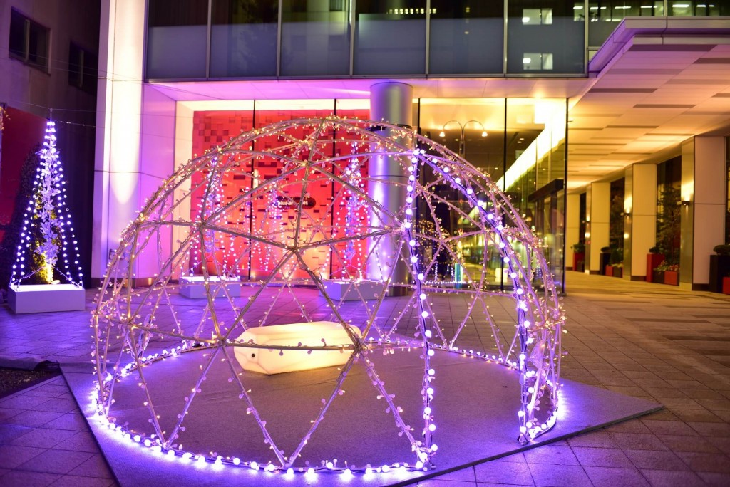 クロスホテル札幌のイルミネーション 2021-「ラベンダー」点灯時