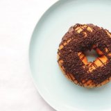 ふわもち邸 本店・ふわもちさん。﻿で1月限定『ラムレーズンチーズケーキ ドーナツ』が発売！