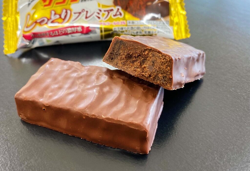 『ブラックサンダーしっとりプレミアム』