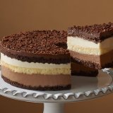 ルタオ公式オンラインショップにて7層のチョコレートケーキ『クーシュドショコラ』が発売！