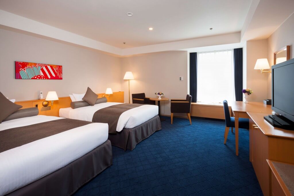 札幌グランドホテルの東館ラージツイン客室例