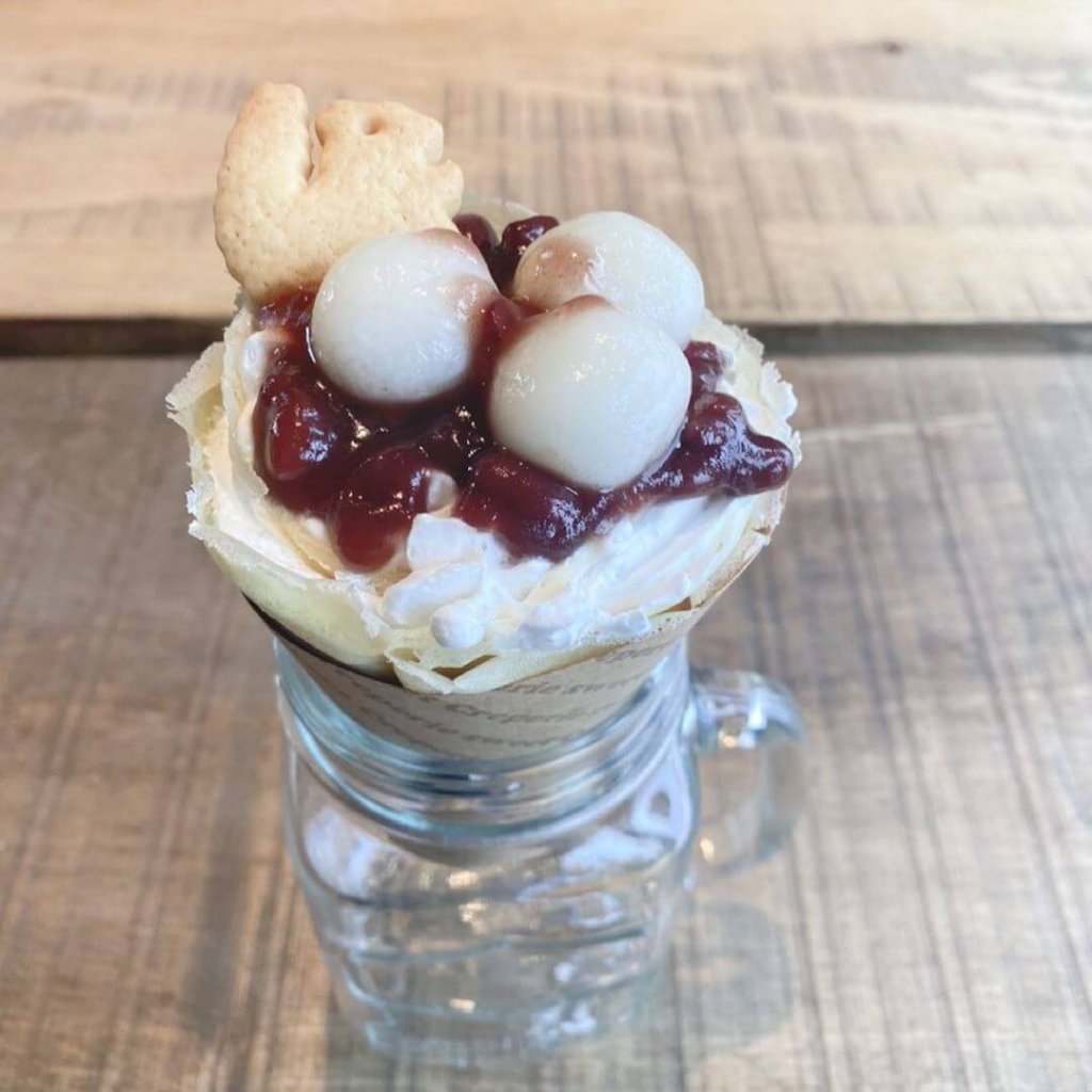 南区にあるえぞりすmealからクレープのメニュー『あずきダンゴ』が発売！