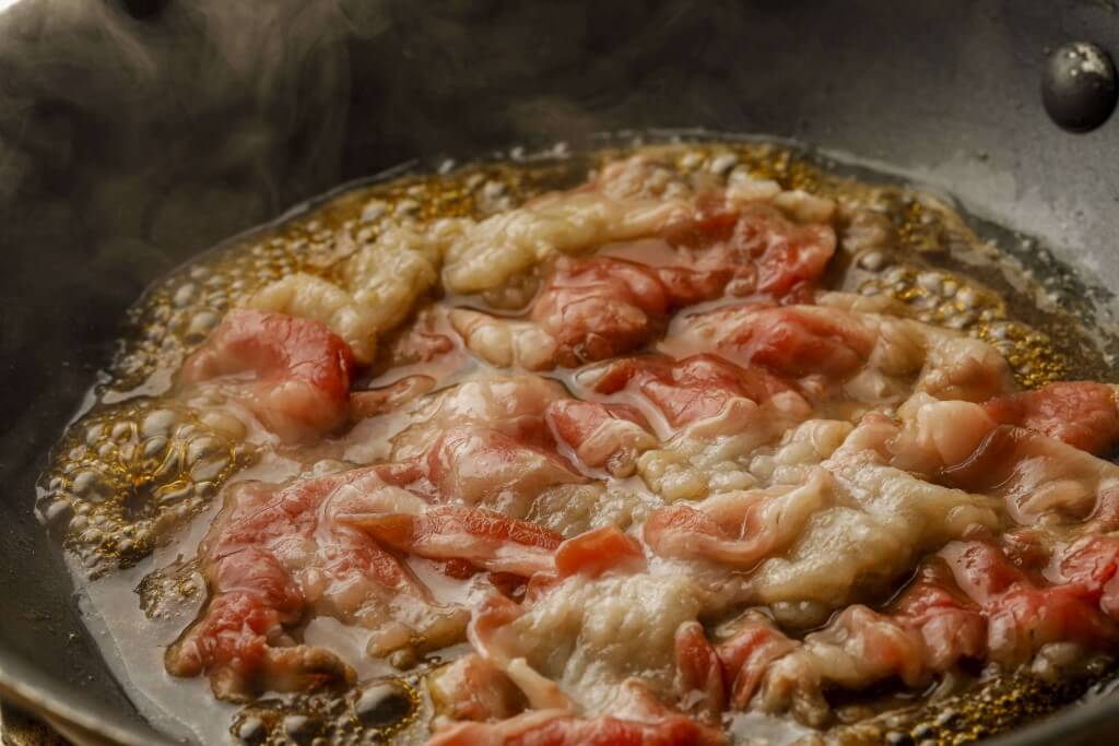 丸亀製麺『神戸牛と大和芋のとろ玉うどん』-コクのある脂の旨みがあふれる神戸牛