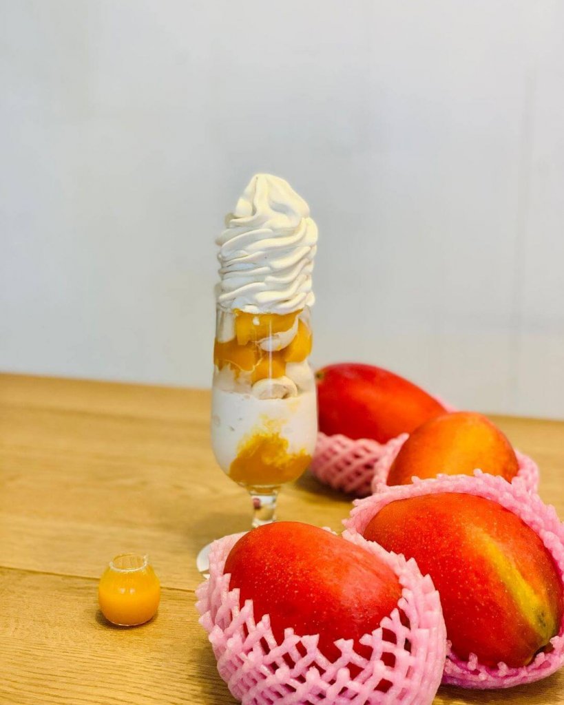 宮の森にあるTSURU CAFEから『フレーバーソフト「マンゴー」』が発売！