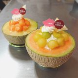 東区にあるフォセットフィーユから『メロンボウル』『丸ごとももタルト』が発売！