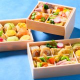 北3西1にあるANAクラウンプラザホテル札幌にておうちで味わう『懐石弁当』が7月1日(木)より発売！スイーツボックスとのお得なセットも用意