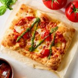 タリーズコーヒーからもっちり食感にこだわったナポリ風生地『ピッツァ マルゲリータ』が6月11日(金)より発売！