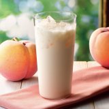 カフェ・ド・クリエにて『国産白桃の爽やかラッシー』・『冷製　海老とベビーリーフのトマトソース』が7月7日(水)より発売！