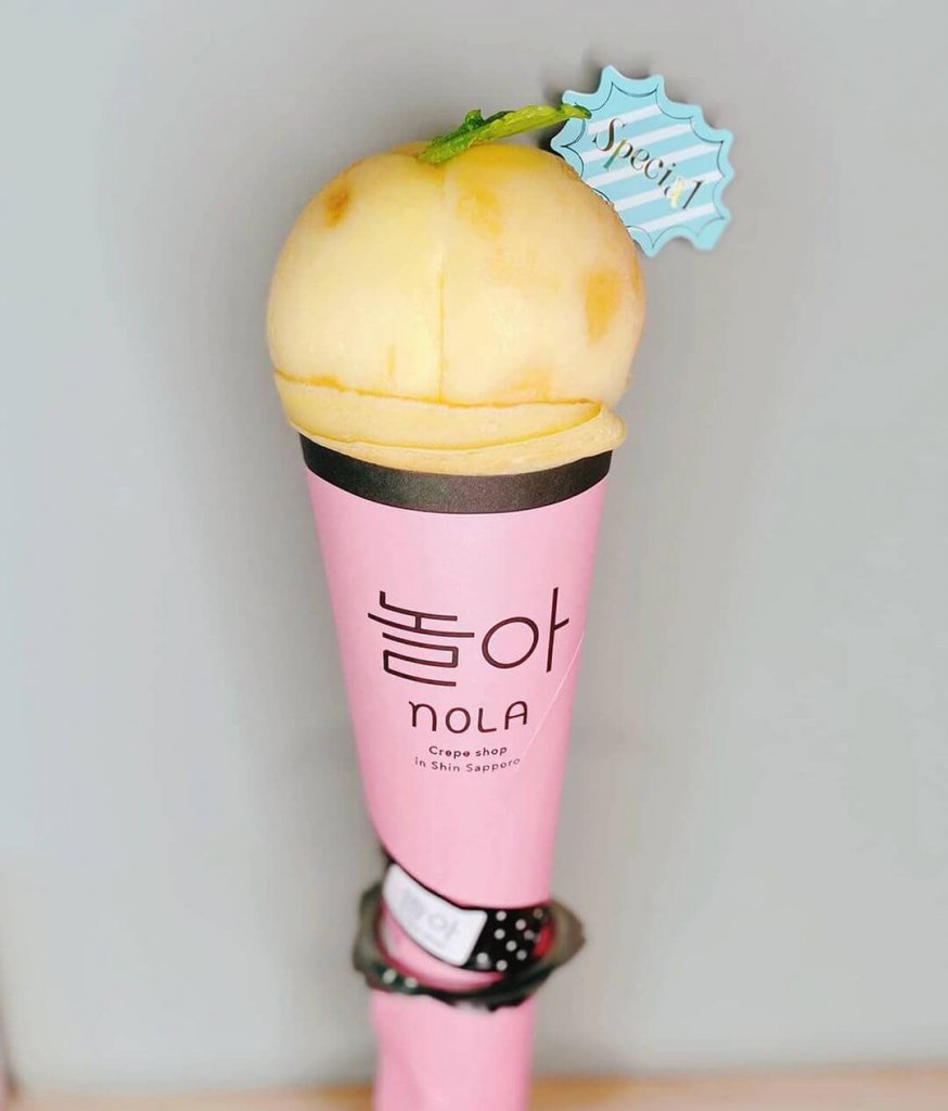 厚別にあるクレープショップ NOLAから『季節のクレープ桃バージョン』が発売中！