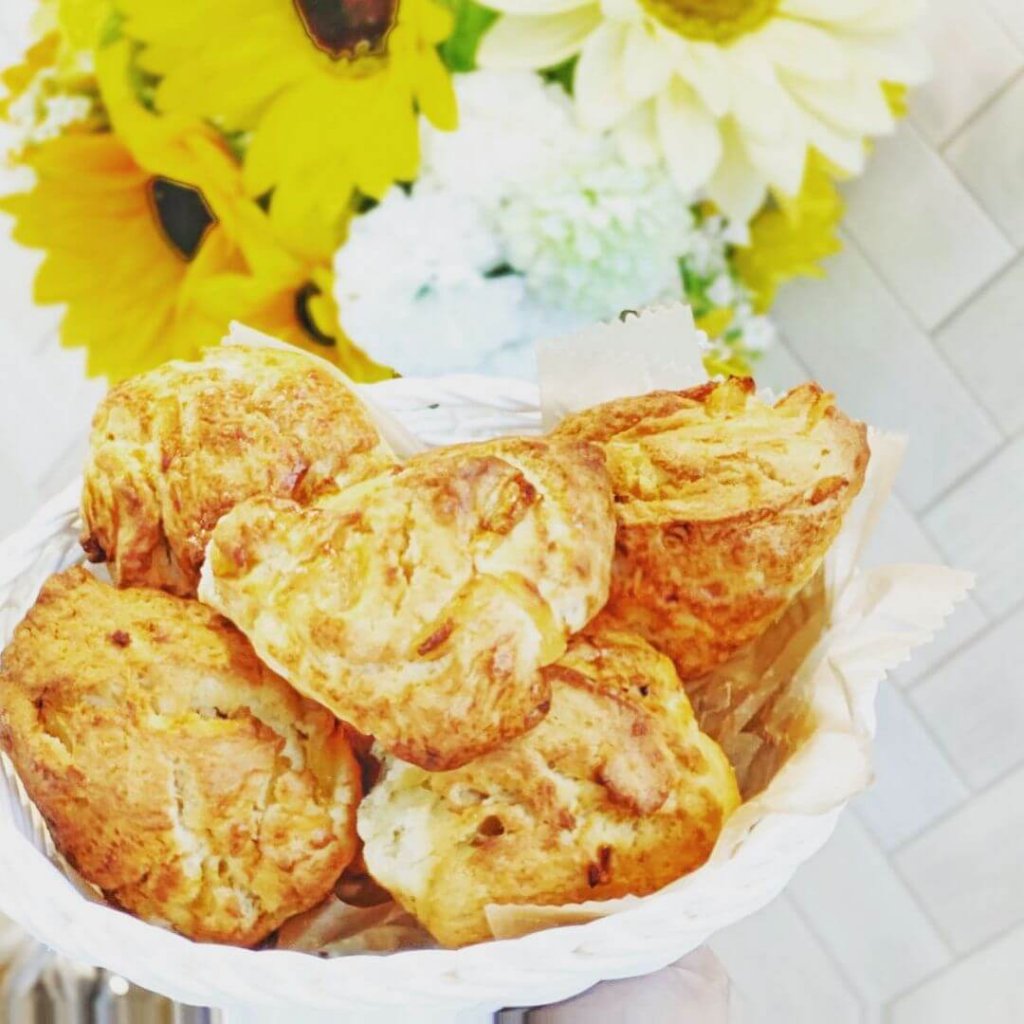 南19西16にあるジェラート＆ベイクホワイトから新作スコーン『ココパインのスコーン』が発売！