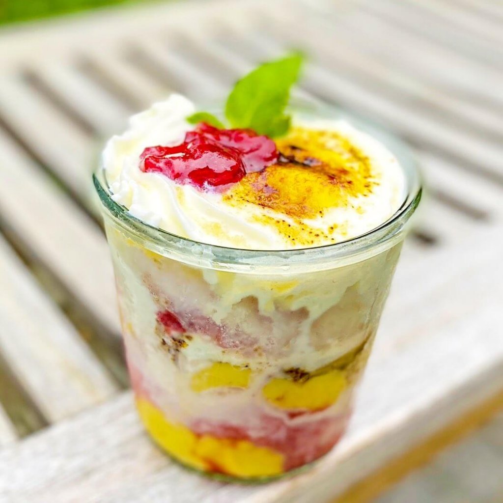 南19西16にあるジェラート＆ベイクホワイトにて限定かき氷『苺のブリュレ』が発売！