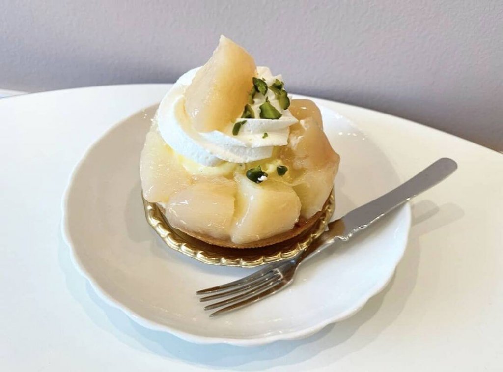 南16西10にある奏春楼から『桃タルト』が発売!