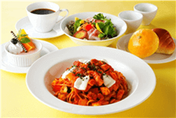 札幌パークホテルの『日高産モッツァレラチーズと夏野菜のスパゲティーオルトラーナ』