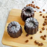 南19西16にあるジェラート＆ベイクホワイトから『珈琲のカヌレ』が販売中！