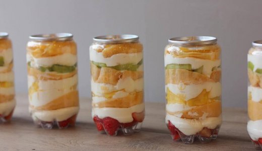 ル・トロワにあるchubby macaron sapporoから『缶に入ったフルーツクレープ』が発売!