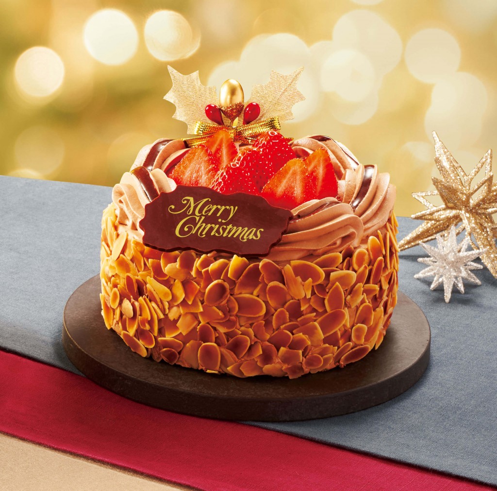 ファミリーマートのクリスマスケーキ2021『ショコラ・ミルフィーユ』