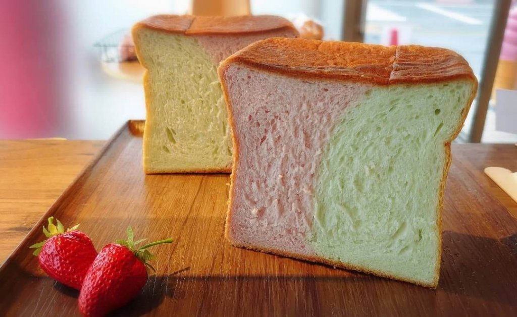 桑園にあるスナオないちごから『いちごとめろんの仲良し食パン』が発売！