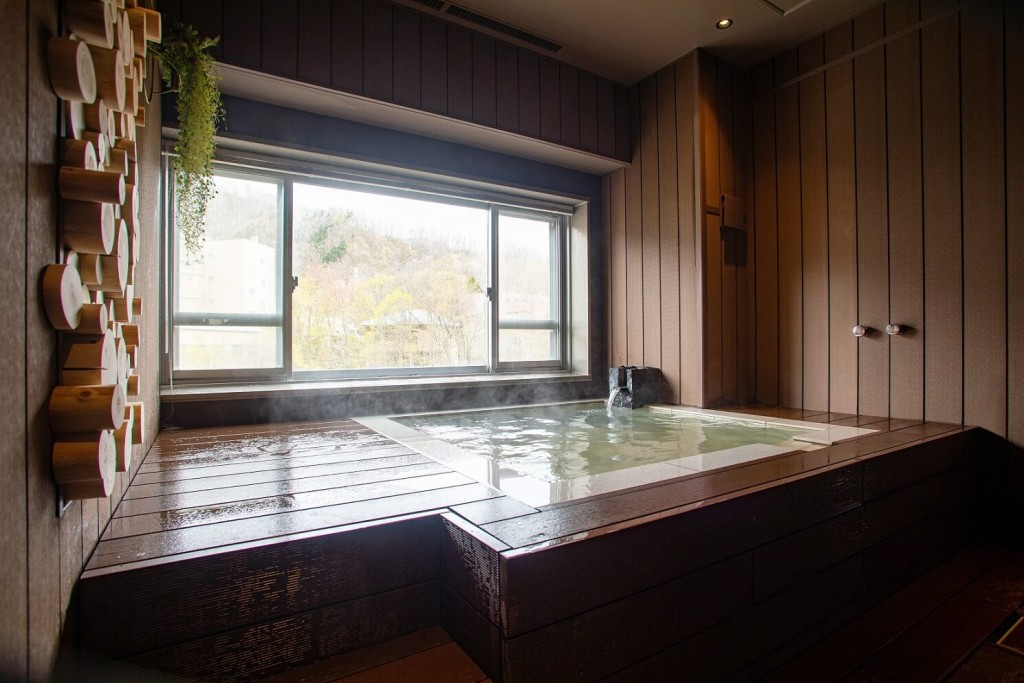 札幌・定山渓温泉 章月グランドホテルの『貸切風呂(種類指定不可)』