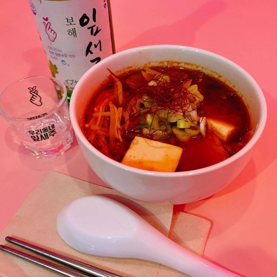 【KPOP Cafe＆BAR 할(ハル)】すすきのにKPOP好きが集う“KPOPコンセプトのカフェ＆バー”がオープン！｜札幌リスト