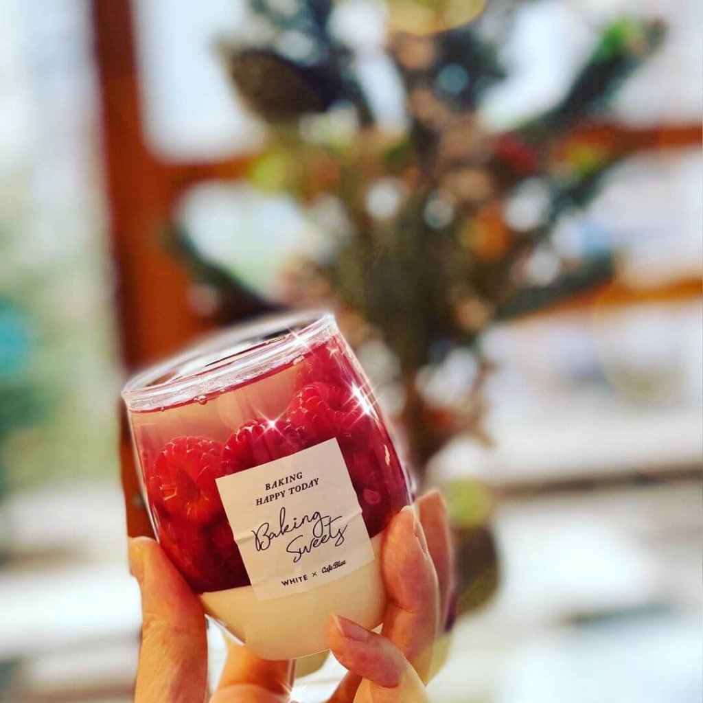 南19西16にあるジェラート&ベイクホワイトから『ルーツムース(ラズベリー)』が発売!