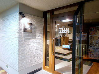 クロスホテル札幌の『ワンマイルフードツアープラン』-画廊を兼ね備えたビストロ