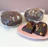 南16西10にある奏春楼から『ダブルガトーショコラ』『ショコラフルーツパウンド』が発売！