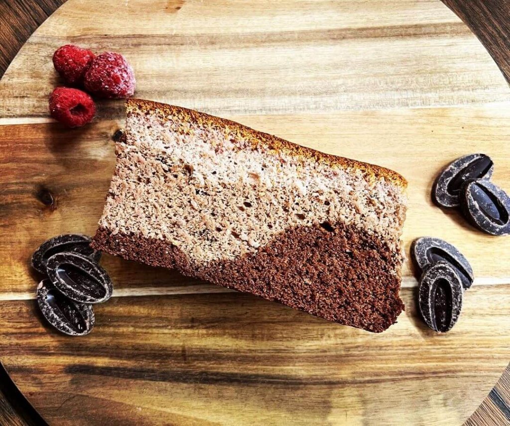 福因福果 大通公園店の『台湾カステラ カシスショコラ』