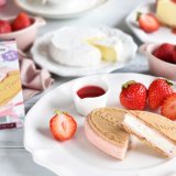 ハーゲンダッツからカマンベールチーズ×ストロベリーの心弾むハーモニー！クリスピーサンド『ストロベリーチーズケーキ～カマンベール仕立て～』が2月15日(火)より発売！