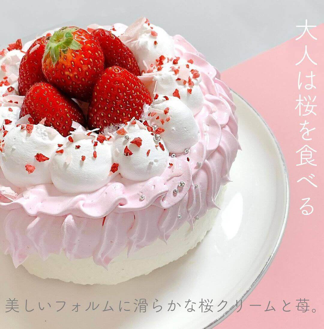 フェイクサプライズスイーツの『大人のひな祭りのケーキ』