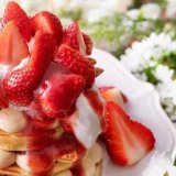 札幌ステラプレイスにもある「J.S. PANCAKE CAFE」から『ストロベリーフェア』が3月3日(木)より開催！毎月5のつく日は苺が増量