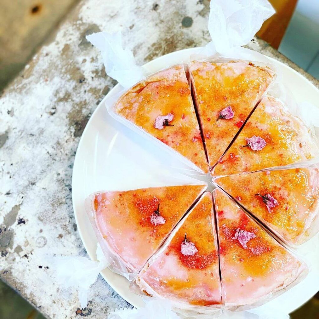 ジェラート＆ベイクホワイトの『桜のミルクレープ』