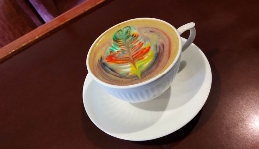【珈琲太郎本舗】東区に北海道チャンピオンによるハンドトリップ珈琲と「レインボーラテ」を楽しめるカフェがオープン！
