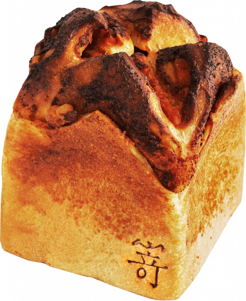 高級食パン専門店 嵜本(さきもと)の『博多名物明太子とチーズの食パン』