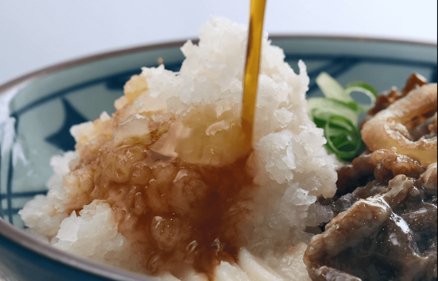 丸亀製麺の『鬼おろし肉ぶっかけうどん』-ぽん酢