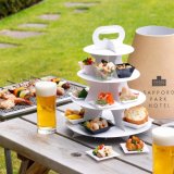 札幌パークホテルにて滝の流れる涼しげな中庭で味わう「テラスde BBQ」「アフタヌーンティーセット」「カジュアルランチ」が提供開始！