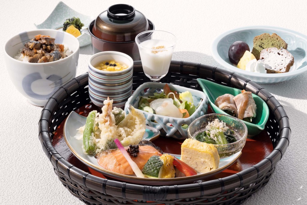 札幌グランドホテルの『釧路フェア』-釧路の名産品と夏野菜の香味篭御膳