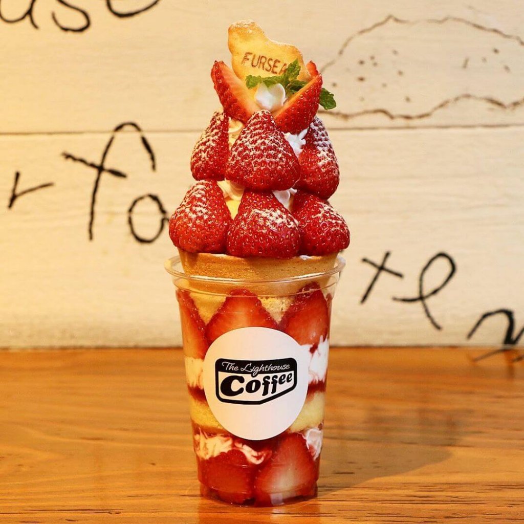 The.Lighthouse Coffeeの『いちごタルトタワー』