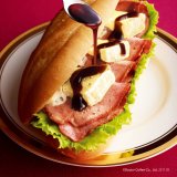 ドトールにて直火焼きローストビーフを使用した“冬の贅沢ミラノサンド”が11月10日(木)より発売！