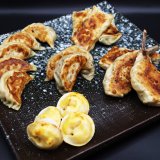 SAPPORO餃子製造所から「鮭と北海道チーズの大粒餃子」「北海道ラムチョップ 大粒餃子」などの新商品がオンラインショップで発売！