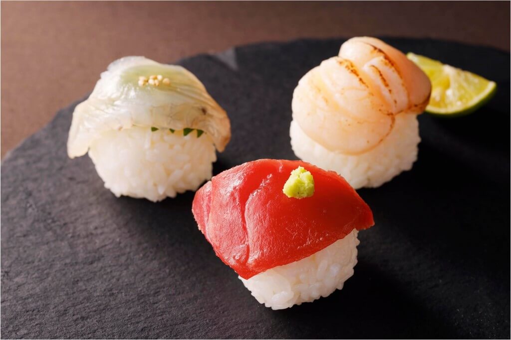 札幌東急REIホテルの『クリスマスディナーブッフェ』-海鮮手まり寿司